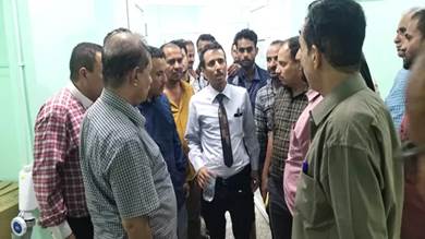 ​محافظ الضالع يطلع على تجهيزات مستشفى الشيخ محمد بن زايد الميداني 